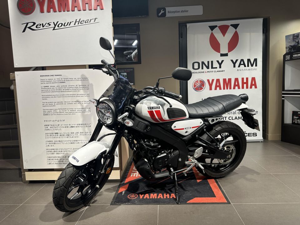 YAMAHA XSR 125 0