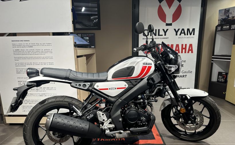 YAMAHA XSR 125 1