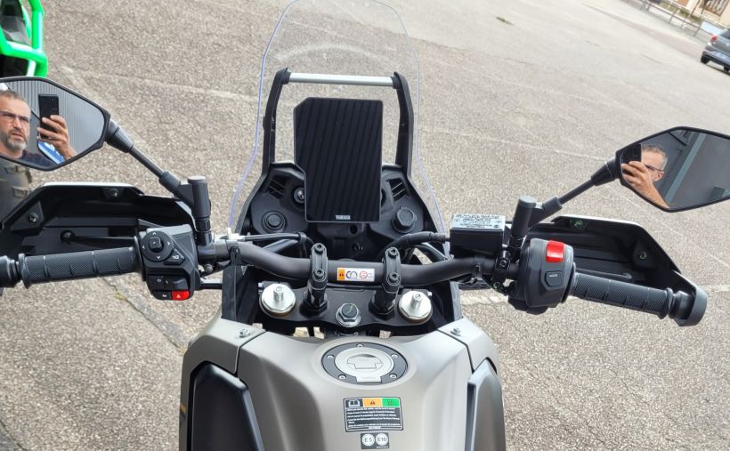 YAMAHA XTZ TENERE 700 4