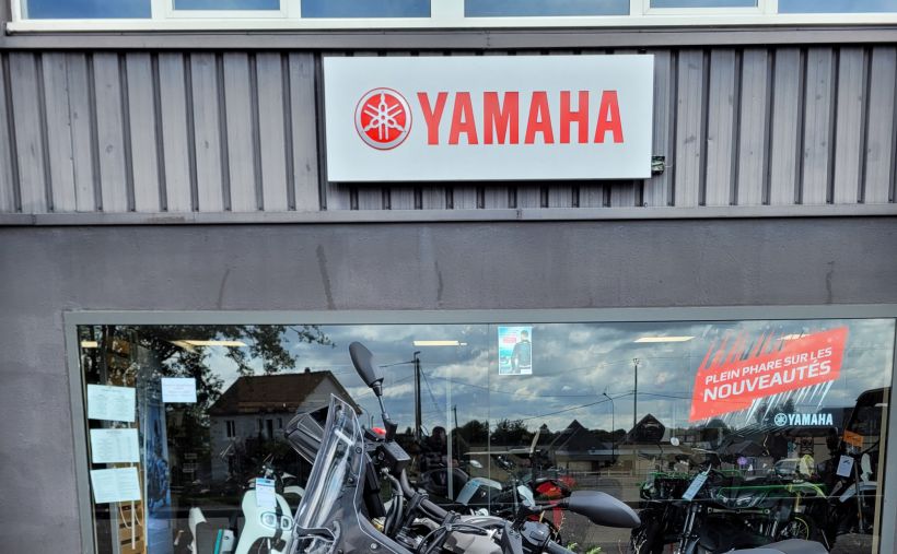 YAMAHA XTZ TENERE 700 2