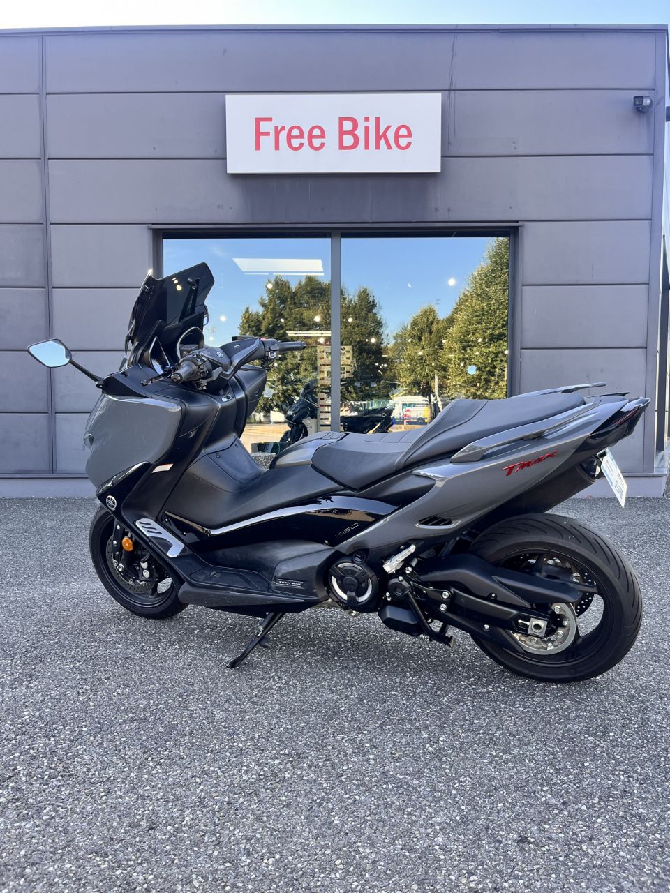 YAMAHA XP T-MAX 560 TECH MAX 1