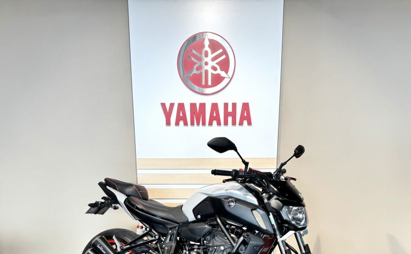 YAMAHA MT-07 (47.5CV) 1