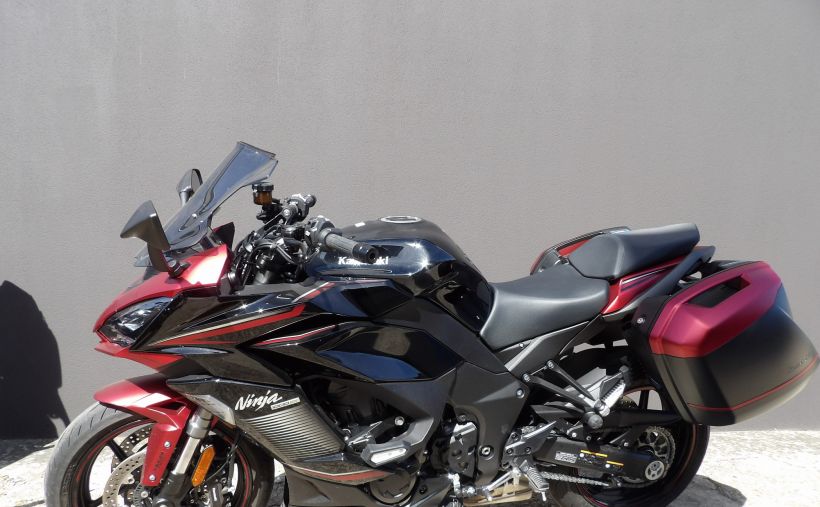 KAWASAKI NINJA 1000 SX 6