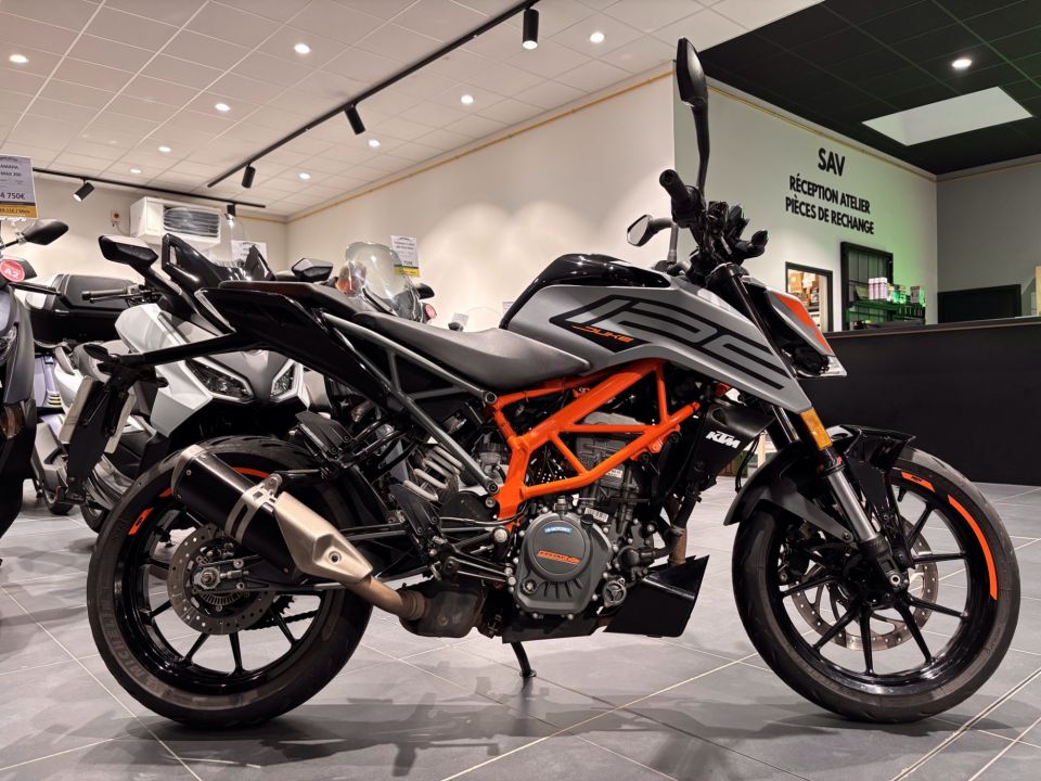 KTM 125 DUKE ABS 5