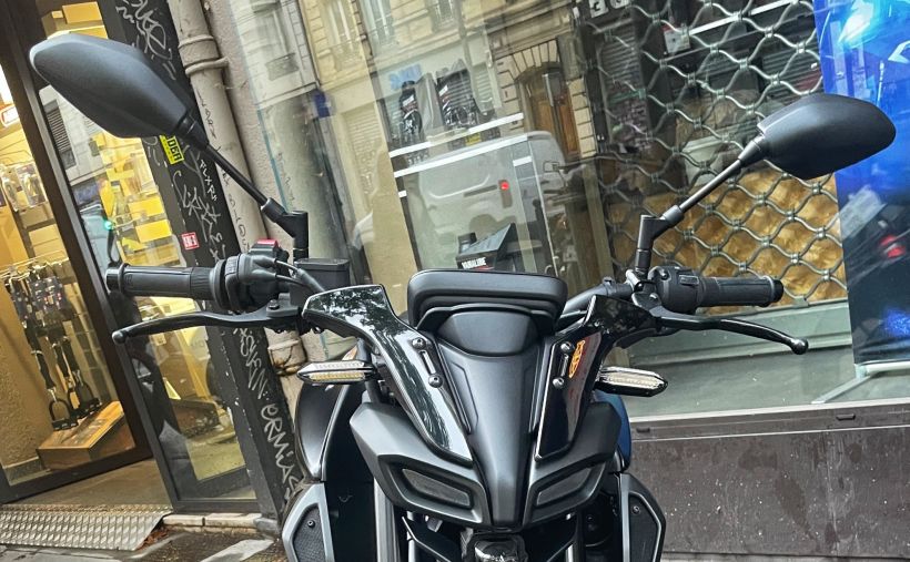 YAMAHA MT-125 ABS 4