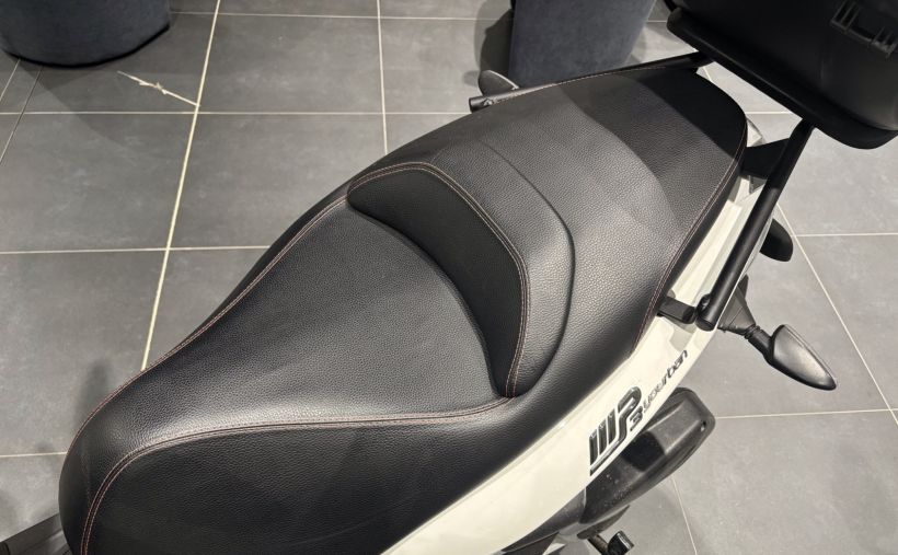 PIAGGIO MP3 300LT YOURBAN 15
