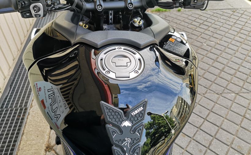 YAMAHA TRACER 9 GT+ 8