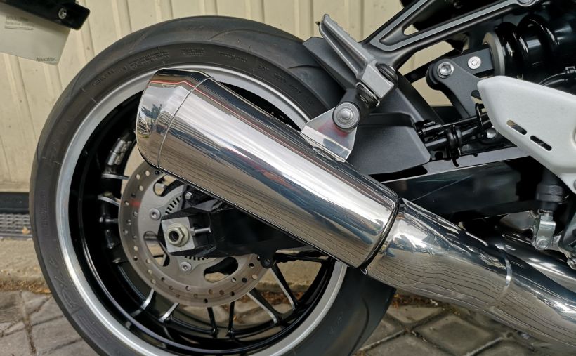 KAWASAKI Z 900 RS 16