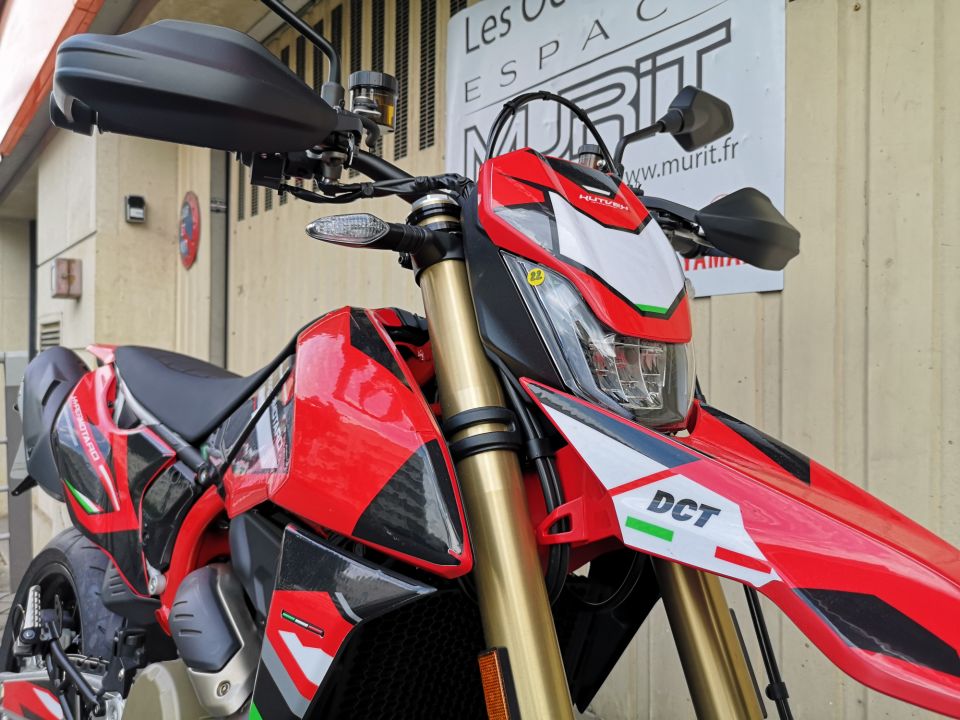 DUCATI HYPERMOTARD 8
