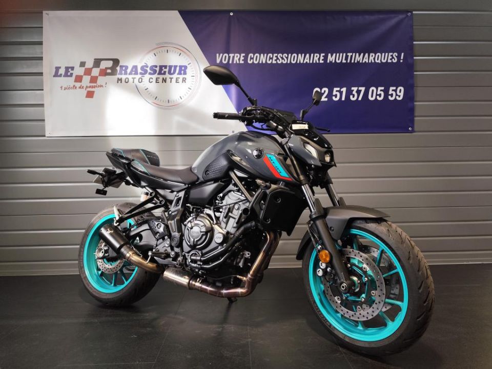 YAMAHA MT-07 12