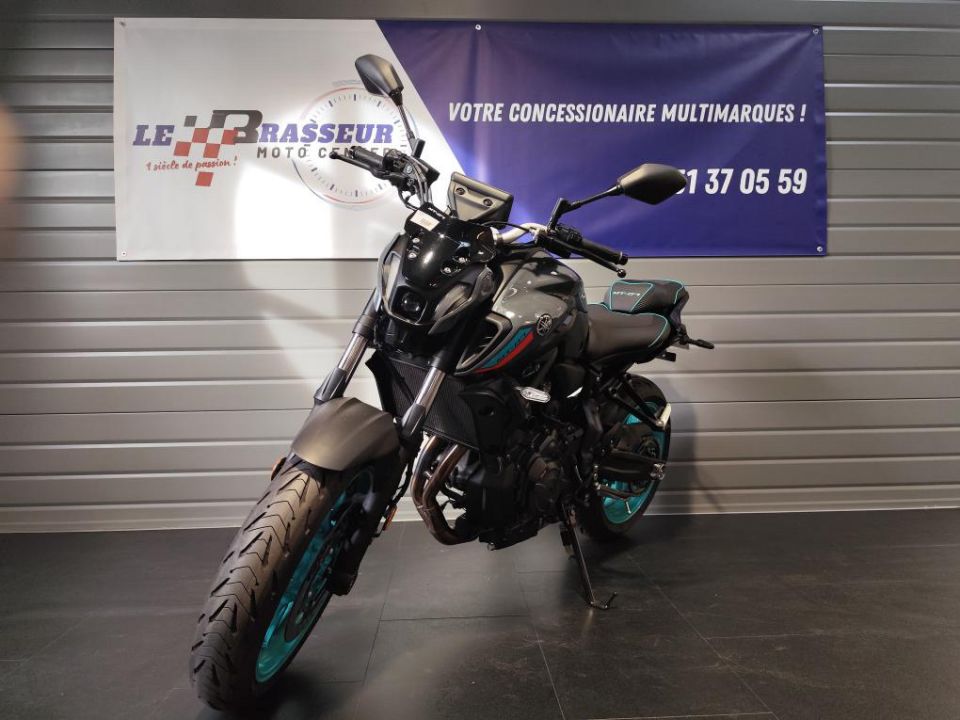 YAMAHA MT-07 18