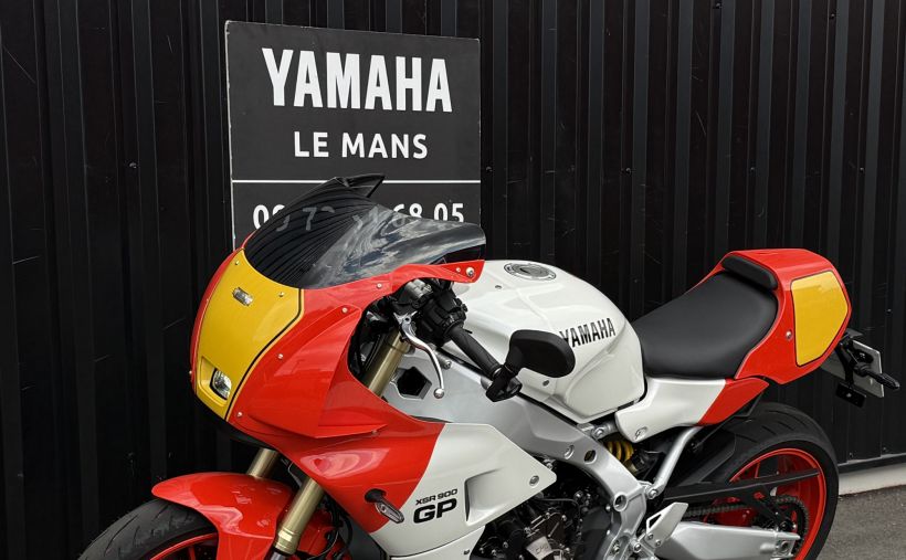 YAMAHA XSR 900 GP 0