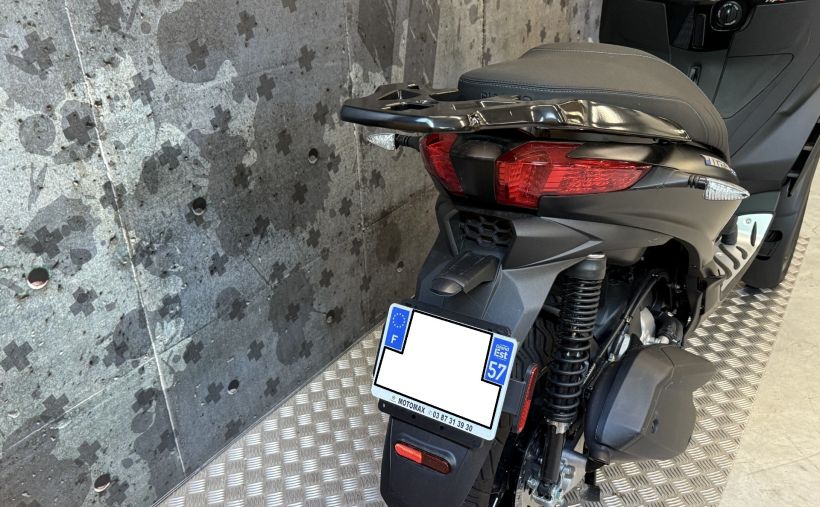 PIAGGIO MP3 310 HPE SPORT 18
