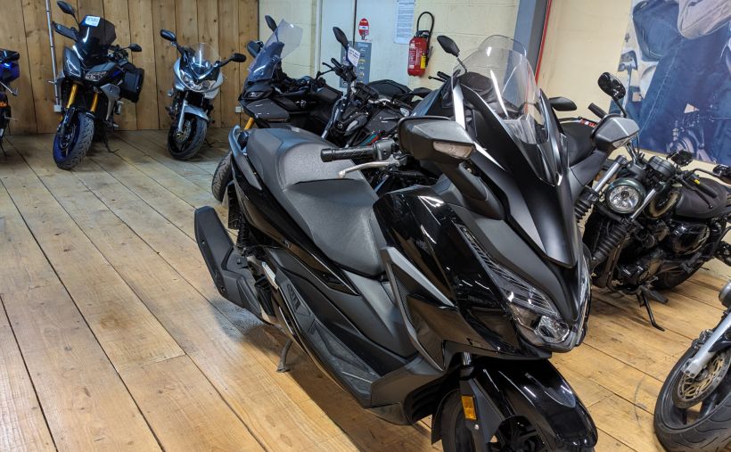 HONDA NSS FORZA 125 1