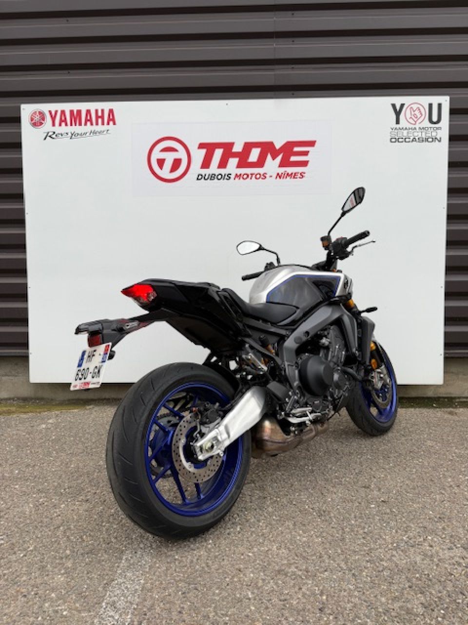 YAMAHA MT-09 SP 6
