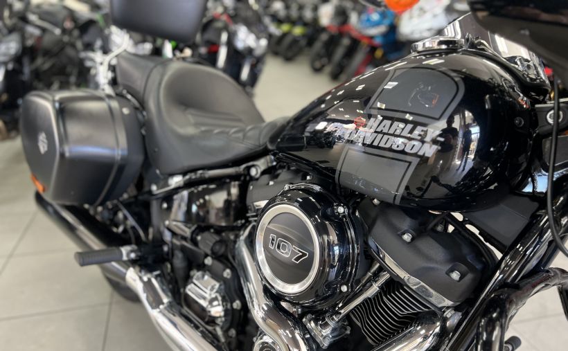 HARLEY-DAVIDSON SOFTAIL SPORT GLIDE 1745 1