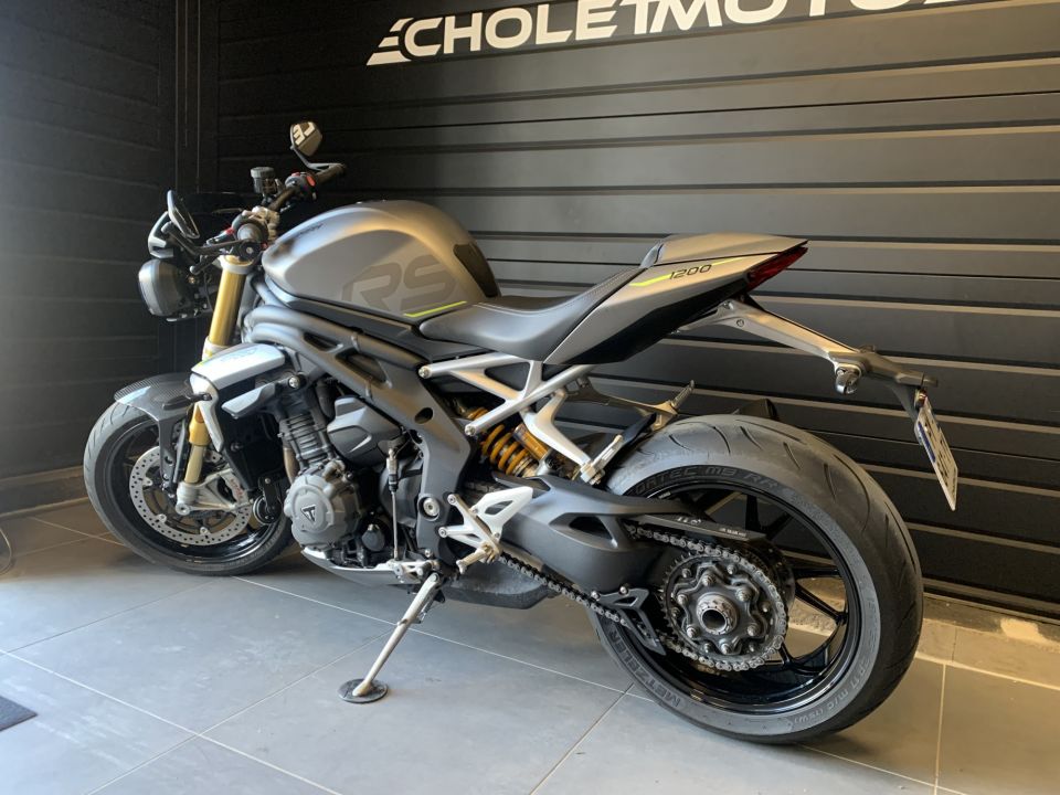 TRIUMPH SPEED TRIPLE 1200 RS 8