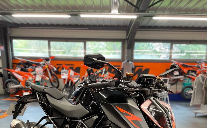 KTM 1290 SUPER DUKE R 2