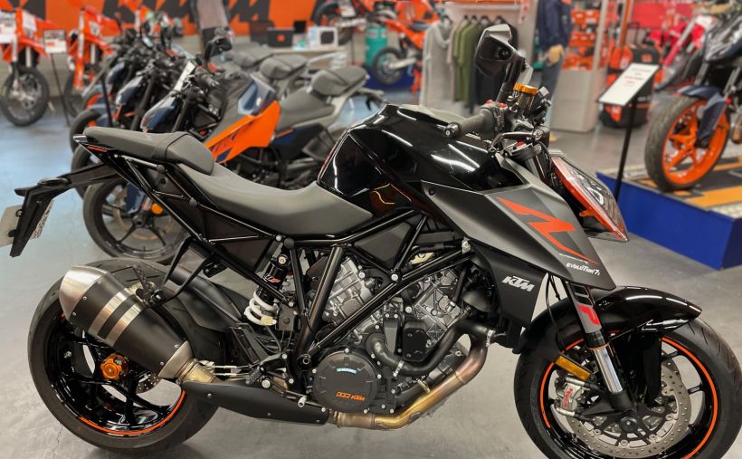 KTM 1290 SUPER DUKE R 1