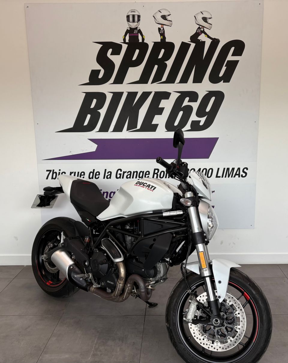 DUCATI MONSTER 797 6