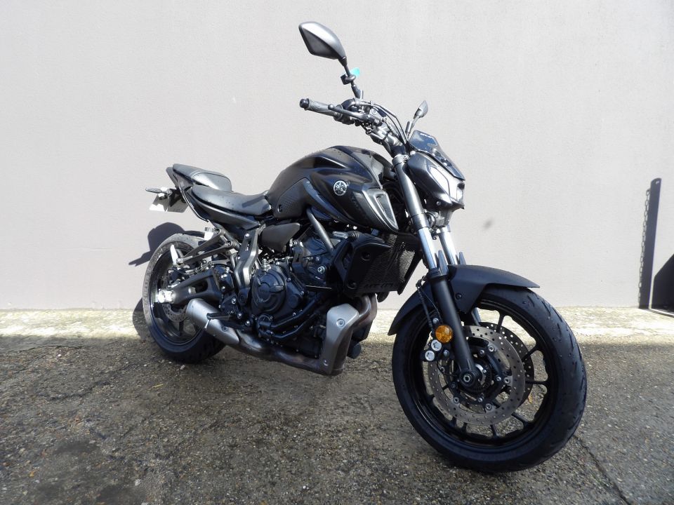 YAMAHA MT-07 (47.5CV) 2