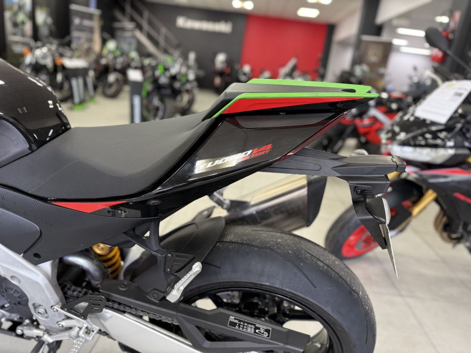APRILIA TUONO 1100 V4 FACTORY 36