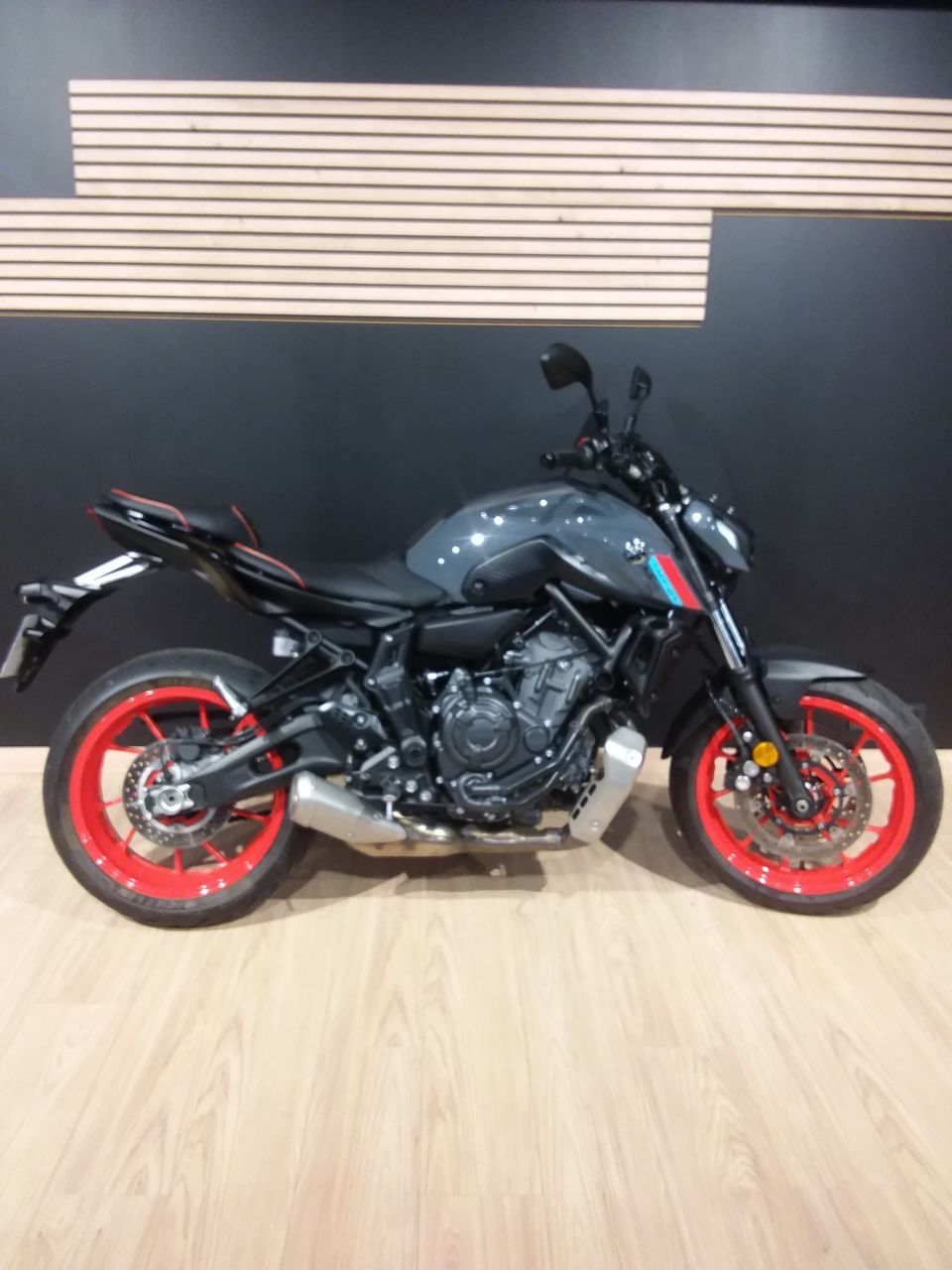 YAMAHA MT-07 0