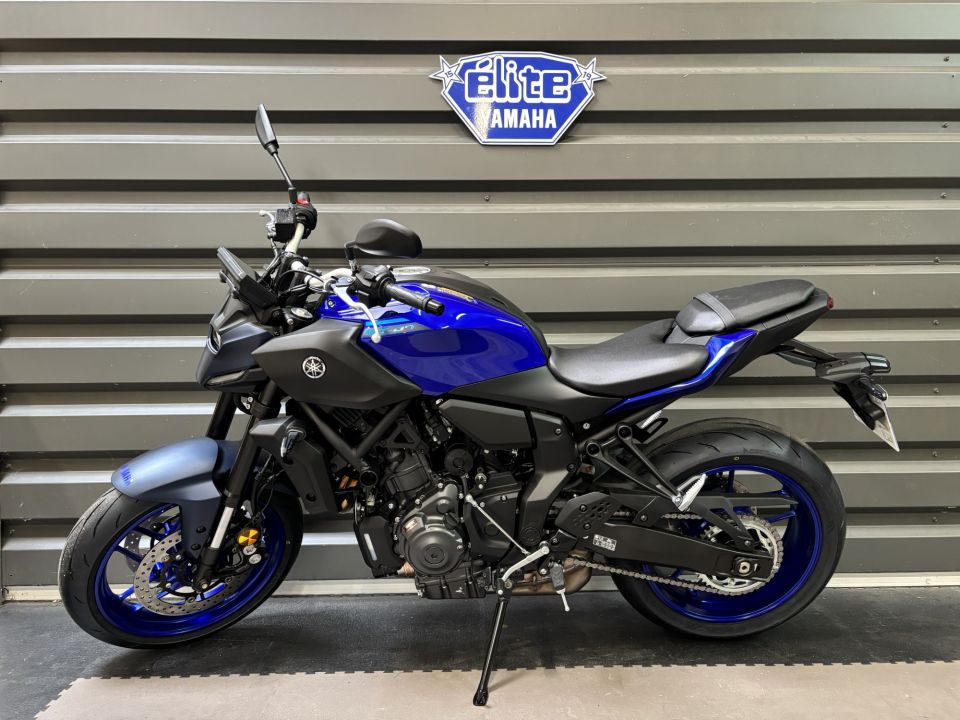 YAMAHA MT-07 2