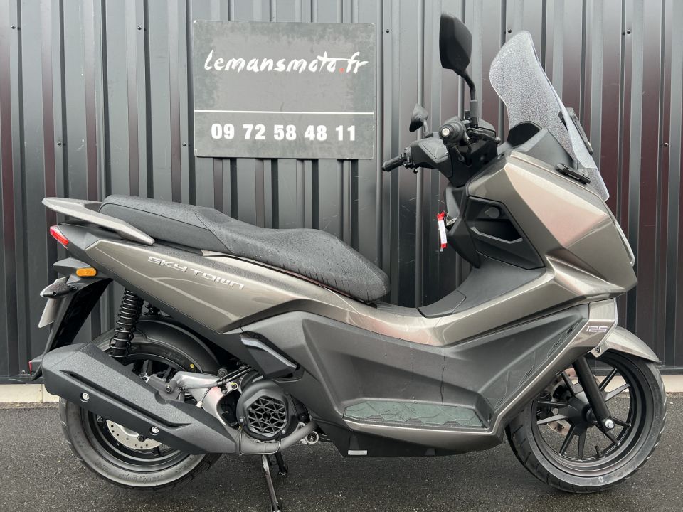 KYMCO SKYTOWN 0