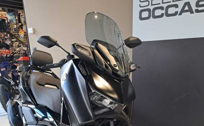 YAMAHA XMAX 125 TECH MAX 1