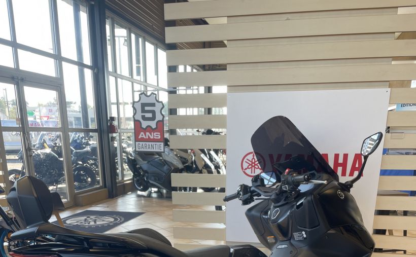 YAMAHA XP T-MAX 560 TECH MAX 2