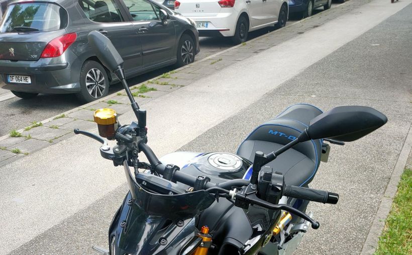 YAMAHA MT-09 SP 5