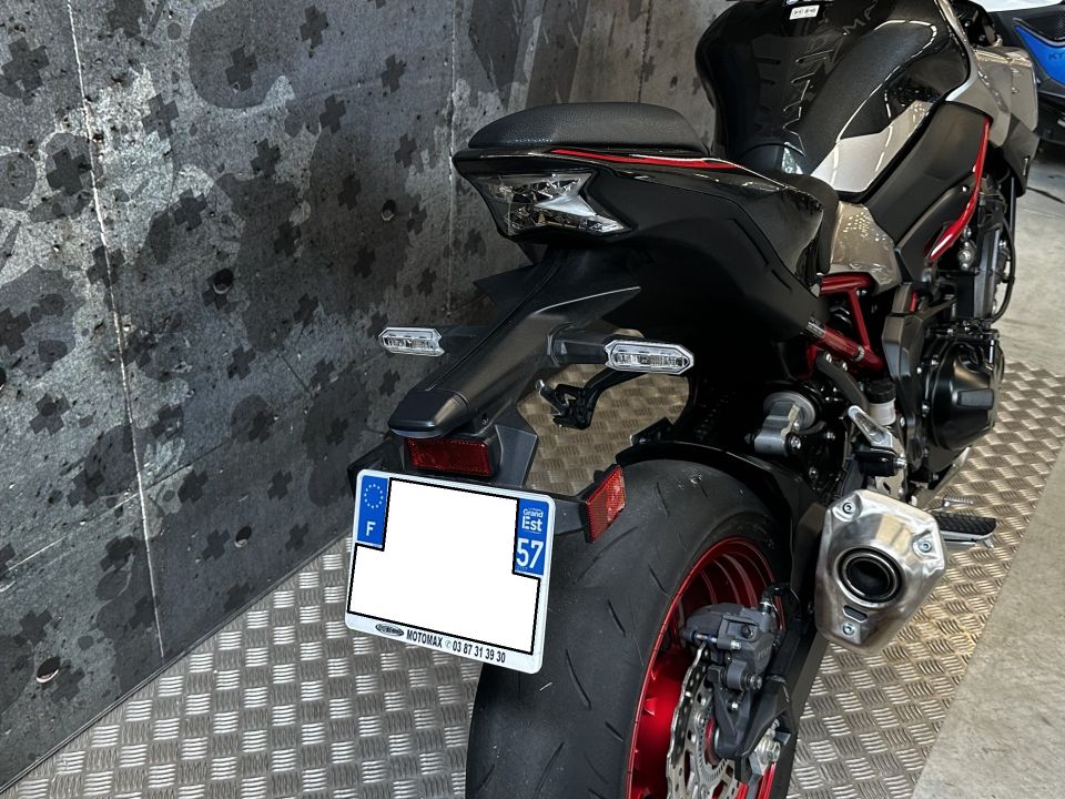 KAWASAKI Z 900 18