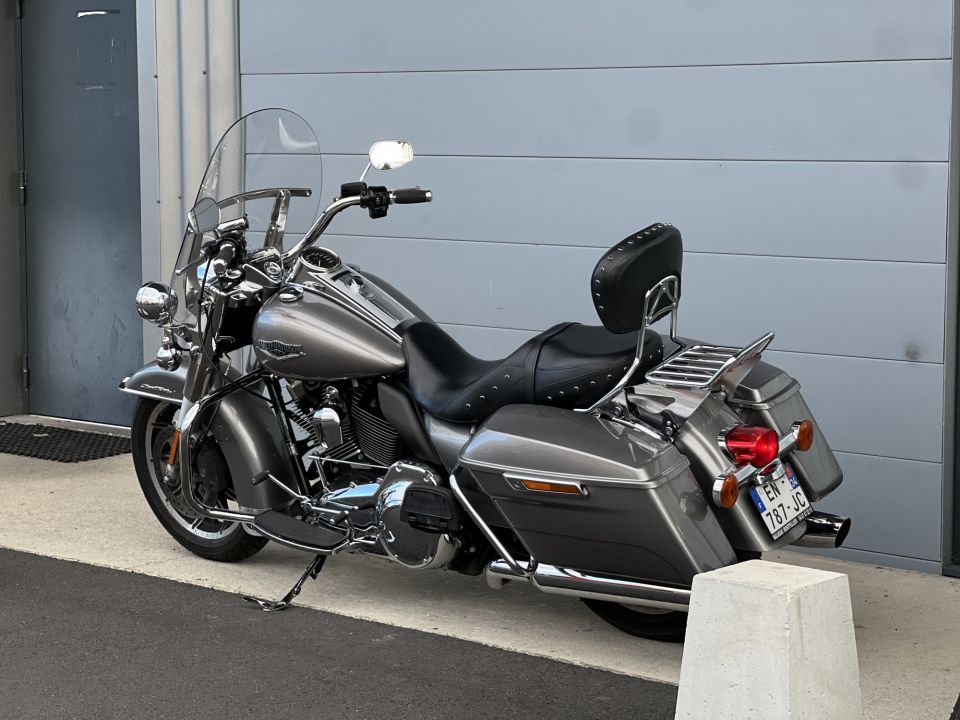 HARLEY-DAVIDSON TOURING ROAD KING 1690 5