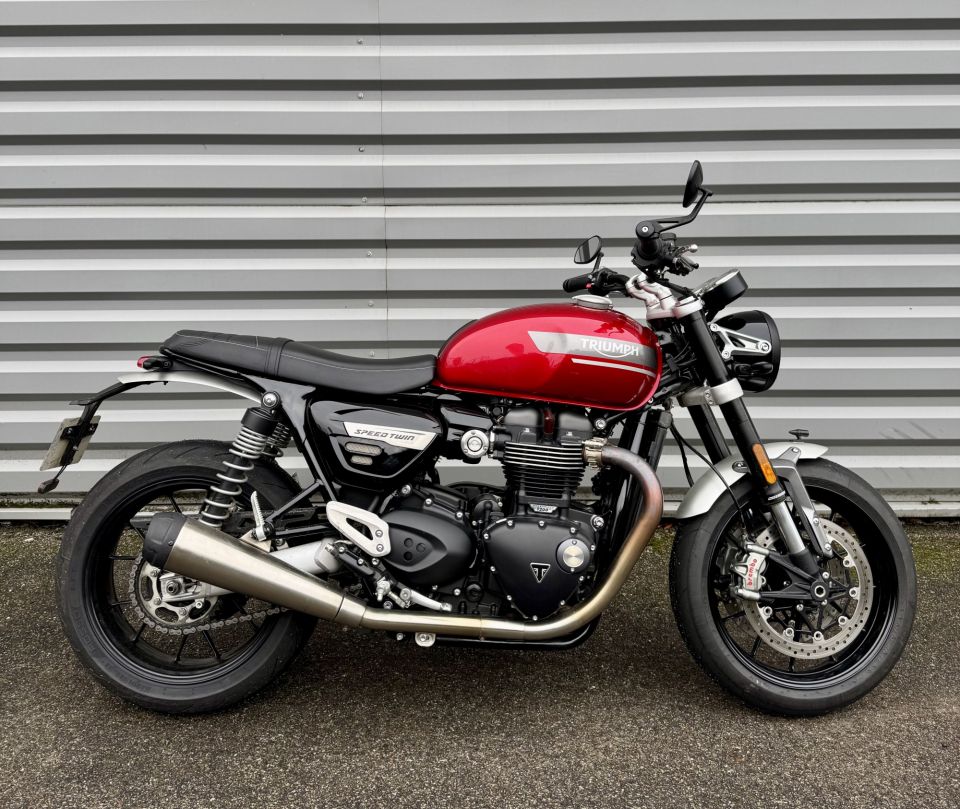 TRIUMPH SPEED TWIN 1200 4