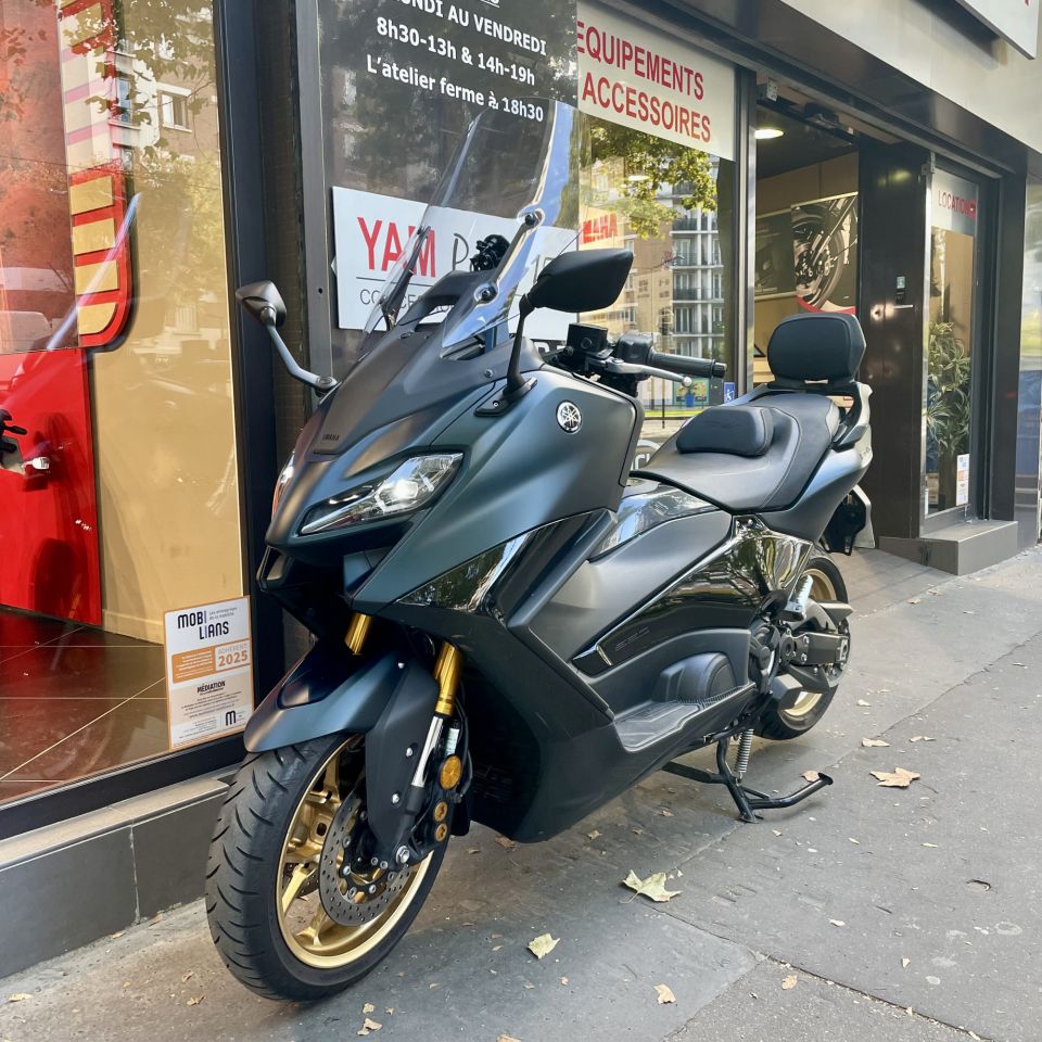 YAMAHA XP T-MAX 560 TECH MAX 1