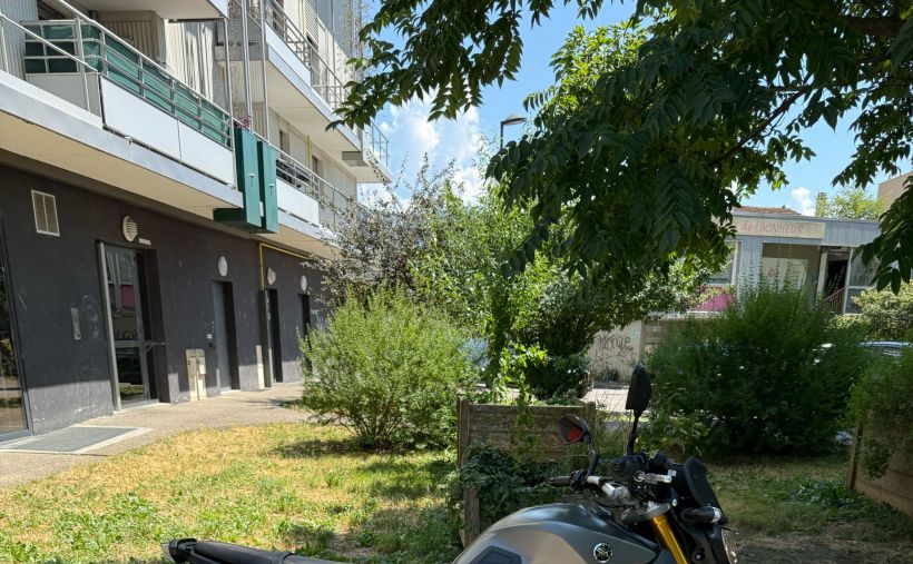 YAMAHA MT-09 SPORT TRACKER 1