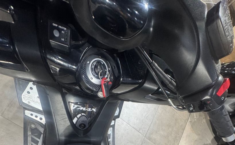 YAMAHA XP T-MAX 500 ABS 6