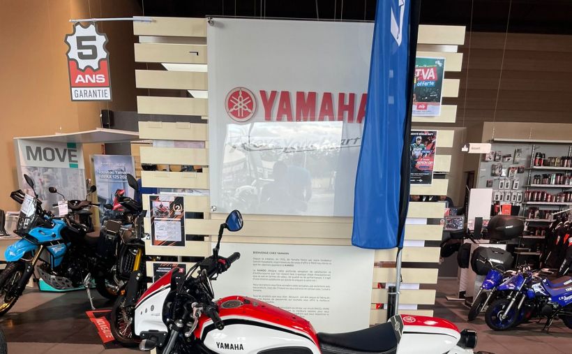 YAMAHA XSR 700 6