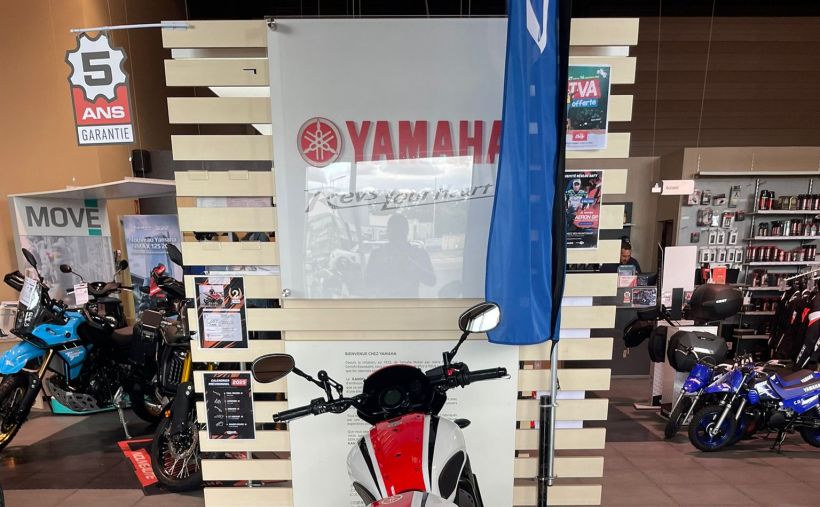 YAMAHA XSR 700 7