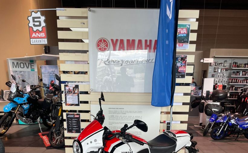 YAMAHA XSR 700 8
