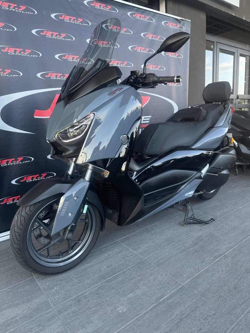 YAMAHA XMAX 300 Tech Max 3