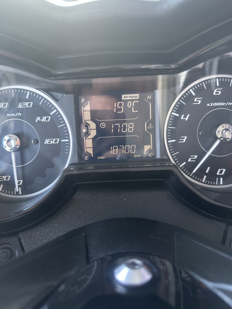 YAMAHA XMAX 300 Tech Max 6