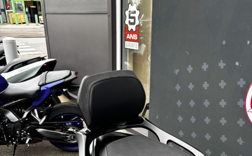 YAMAHA XP T-MAX 560 TECH MAX 8