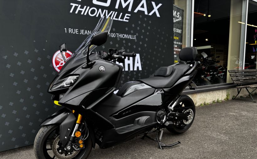 YAMAHA XP T-MAX 560 TECH MAX 10