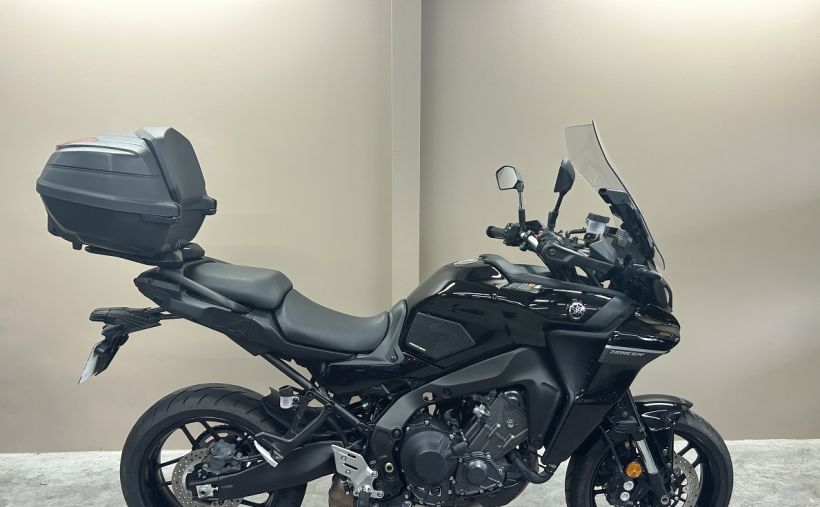 YAMAHA TRACER 9 1