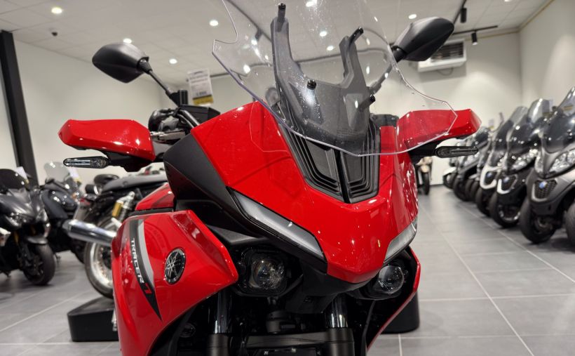 YAMAHA TRACER 7 4