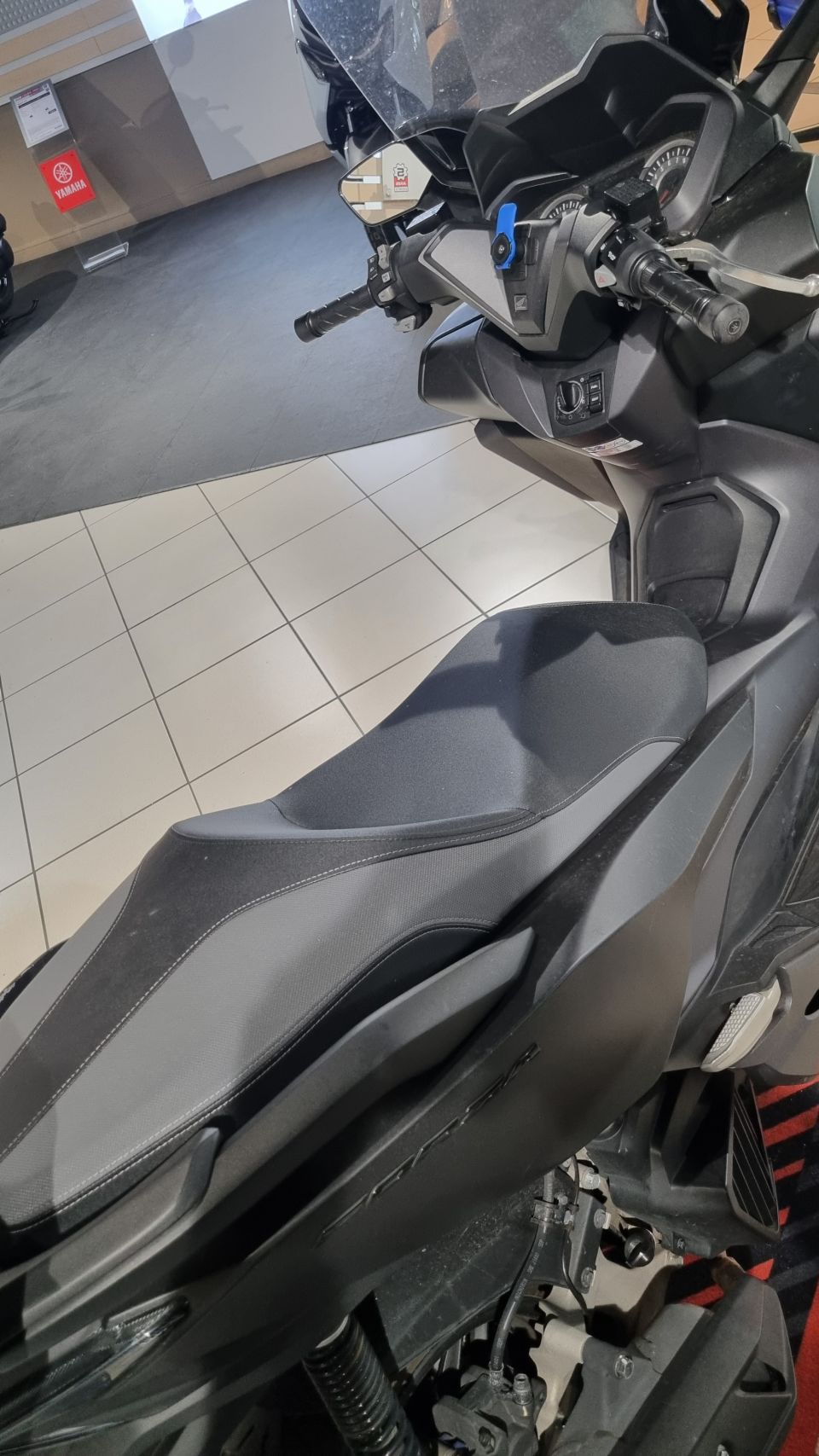 HONDA NSS FORZA 125 4