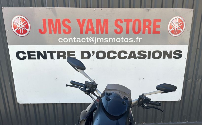DUCATI DIAVEL CARBON 2