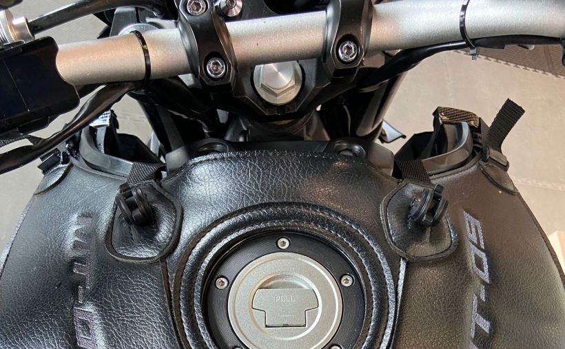 YAMAHA MT-09 2